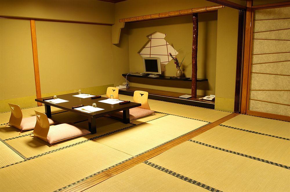 Hotel Ichiei Oszaka Kültér fotó