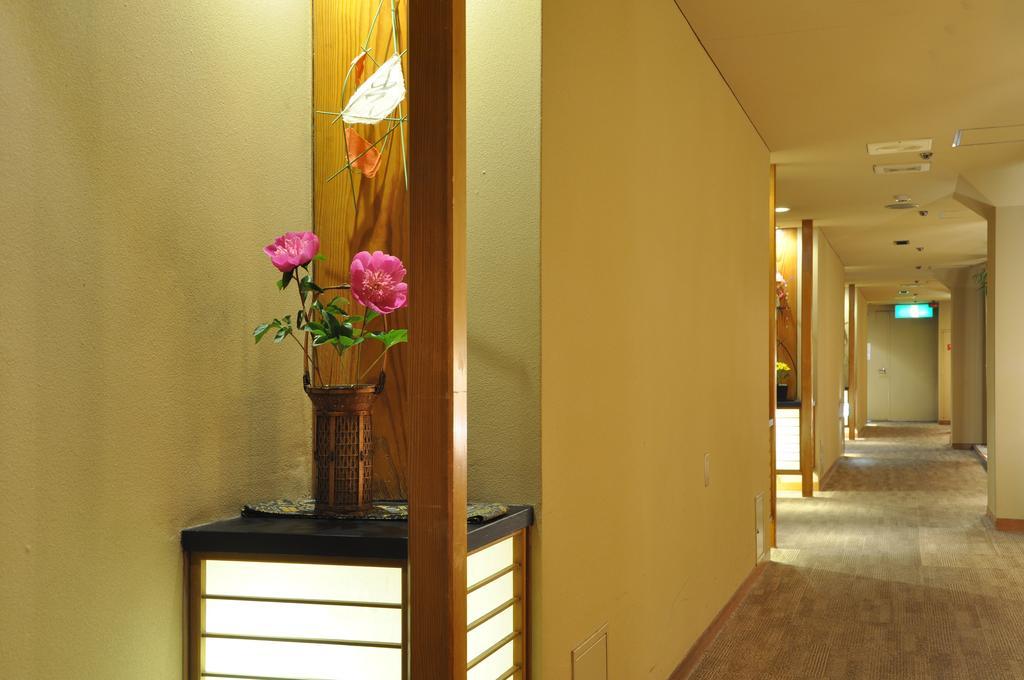 Hotel Ichiei Oszaka Kültér fotó